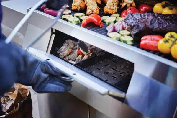Pro605 Charcoal