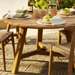 Garden Trading Hawthorne Round Slatted Dining Table