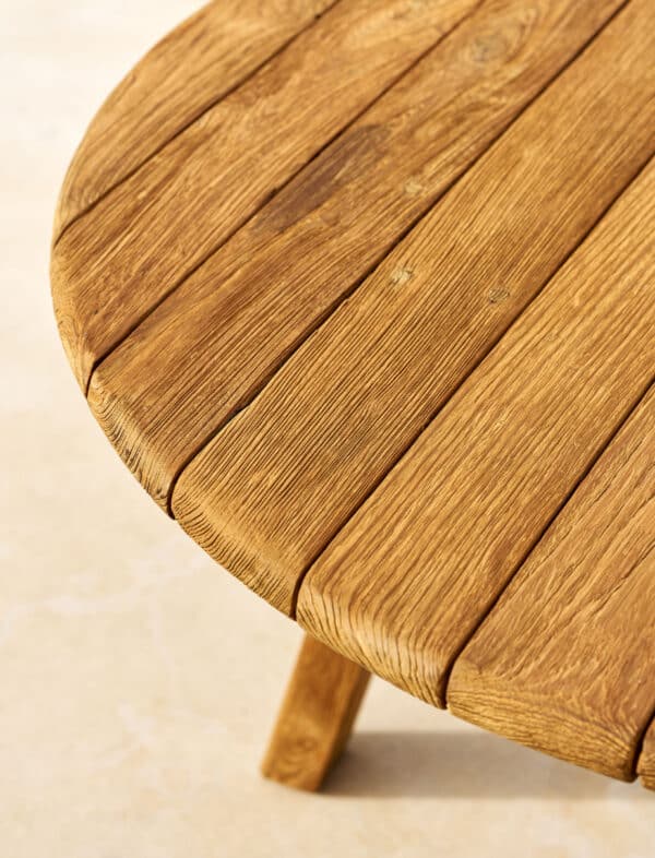 Garden Trading Hawthorne Round Slatted Dining Table - Image 3