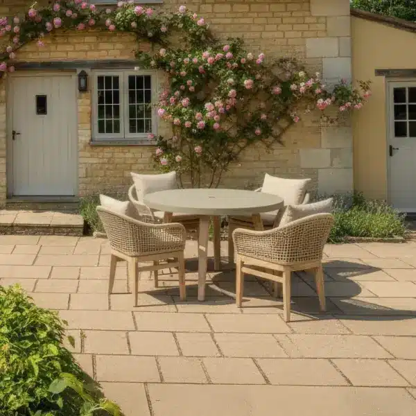 Nova - Summer 4 Seat Dining Set - 1.2m Round Table